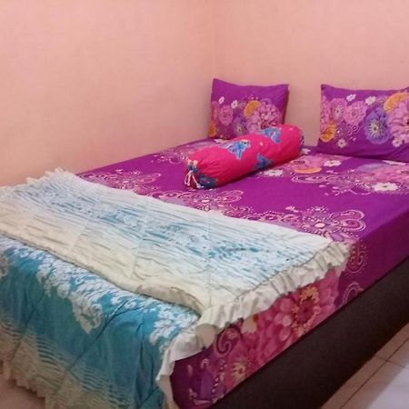 Adelya Homestay Praya Εξωτερικό φωτογραφία